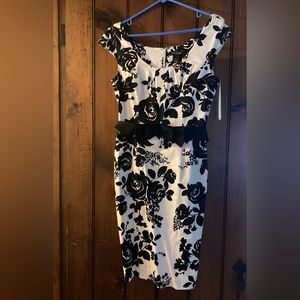 WhiteHouse Black Market Size 6 Dress